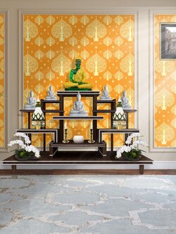 ลายต้นโพธิ์ สีครีม พื้นหลังสีส้ม