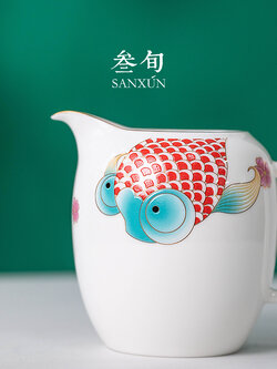 ถ้วยชาจีน เซรามิกเนื้อบางละเอียดวาดลายปลาทองมงคล สวยงาม ร่วมสมัย