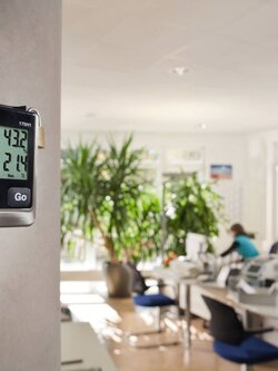 เครื่องวัดและบันทึกอุณหภูมิ ความชื้น Datalogger -20 to +55 °C, 0 to 100 %RH