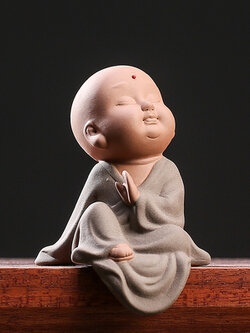 ตุ๊กตานักบวชดินเผาเซรามิกสไตล์จีน จากมณฑลซานตง ประเทศจีน