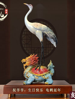 นกกระเรียนเหยียบหลังเต่ามังกร นำพาโชคลาภ อายุยืนยาว ทองเหลืองลงสี