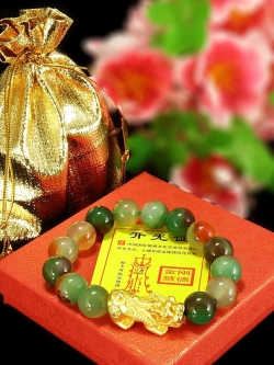 ข้อมือปี่เซี๊ยะเรียกทรัพย์ ลูกปัดหยกธรรมชาติ ขนาด 14 มิล ข้อมือ 15-18 เซน