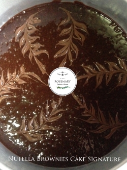 นูลเทลล่าบราวนี่ (ขนาด 2 ปอนด์) / Nutella Brownie Cake Signature (2 Pound / 7'' x 7")