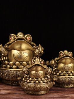 คางคกสามขาคาบเหรียญ(กิมเซียมซู)ทองเหลือง เครื่องประดับปรับฮวงจุ้ยเสริมดวงการเงิน การค้า