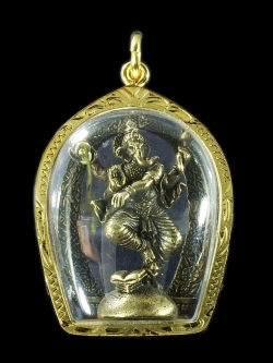 องค์พระพิฆเนศวร์ มหาเทพผู้ประทานความสำเร็จ ปางนาฎลีลาประทานพร เลี่ยมกรอบทองไมครอน