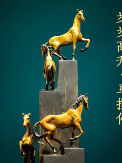 #ม้ามงคล เสริมการงานธุรกิจเจริญก้าวหน้า เสริมฮวงจุ้ยตามปีนักษัตรจีน