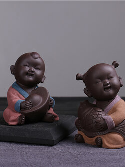 ตุ๊กตาดินเผาหนูน้อยนำความอุดมสมบูรณ์ สำหรับตบแต่งห้อง,เสริมฮวงจุ้ย / ชุด 2 ชิ้น