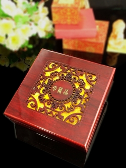 กล่องเครื่องประดับไม้จริง ฉลุลายในรูปแบบจีนย้อนยุค