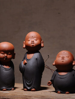 นักบวชนิกายเซน ดินเผาเซรามิกสไตล์จีน จากมณฑลซานตง ประเทศจีน