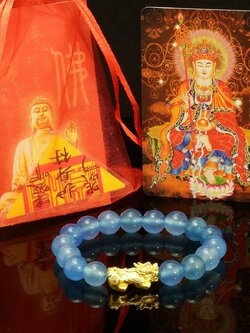 ข้อมือปี่เซี๊ยะเรียกทรัพย์ หินมงคลสีฟ้า ขนาดหิน 10 มิล