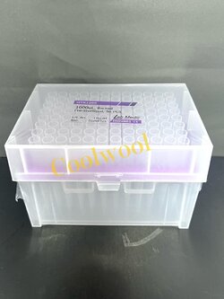 กล่องใส่ปิเปตทิปพร้อมทิป tips with box, sterile-Lab medic