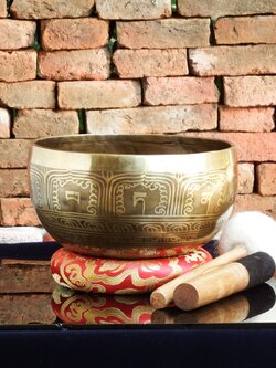 ขันทิเบต(ทองเหลือง) Tibetan Singing Bowl งานทำมือโดยช่างฝีมือชาวเนปาล (19 cm.)