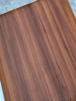 พีวีซีปูพื้น ลายไม้น้ำตาลเข้ม Acacia – Dark brown JP-004 หน้ากว้าง 100 ซม หนา 0.6 มม ยาวเมตรละ