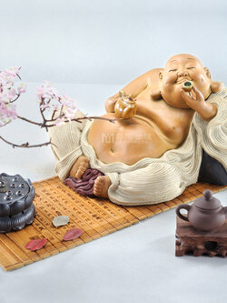 พระสังกัจจายน์เนื้อดินเผา,เซรามิกสไตล์จีน อรหันต์แห่งความอุดมสมบูรณ์