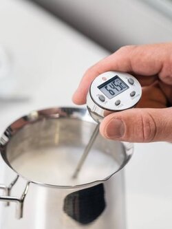 ดิจิตอลเทอร์โมมิเตอร์ Waterproof mini probe thermometer Max +230 °C ,IP67