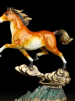 #ม้ามงคล เสริมการงานธุรกิจเจริญก้าวหน้า เสริมฮวงจุ้ยตามปีนักษัตรจีน